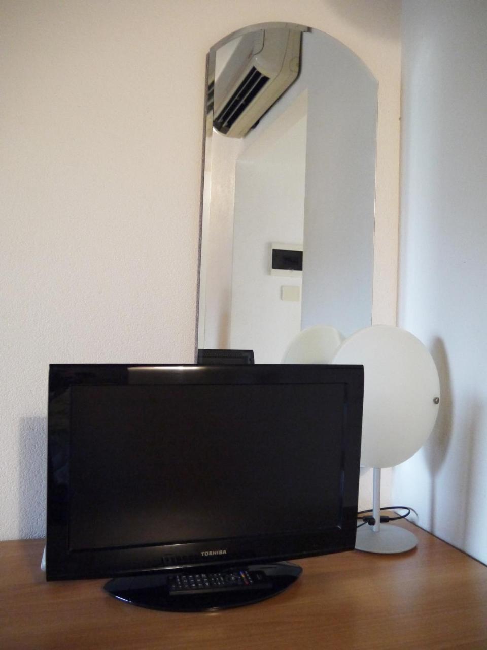 Hotel Oasi Múggia Buitenkant foto
